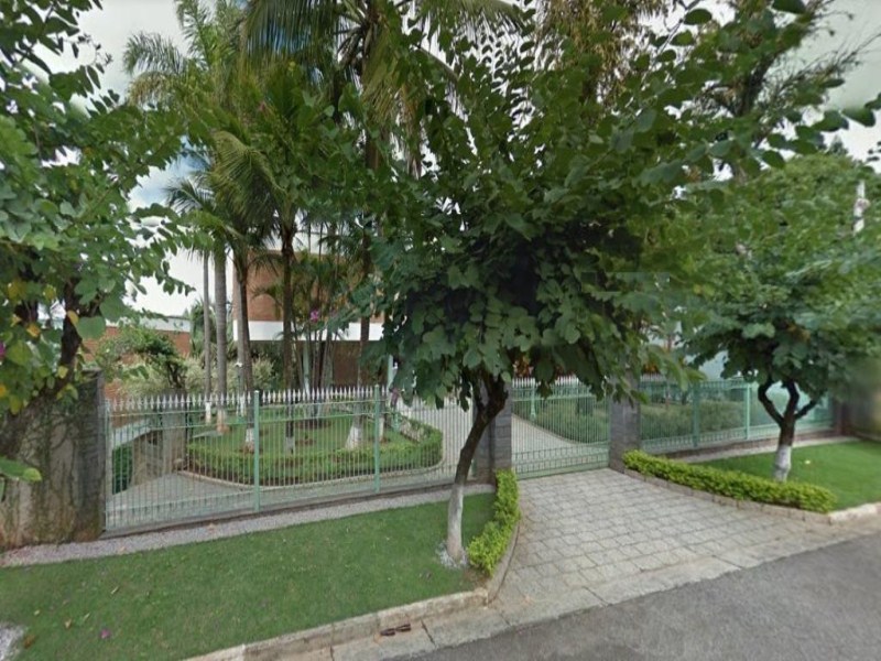 Maravilhoso sobrado com 4 dormitórios à venda, 896 m² por R$