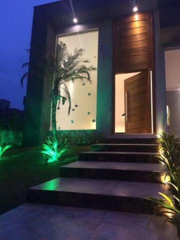 Casa com 3 dormitórios à venda, 155 m² por R$ 750.000 - cond
