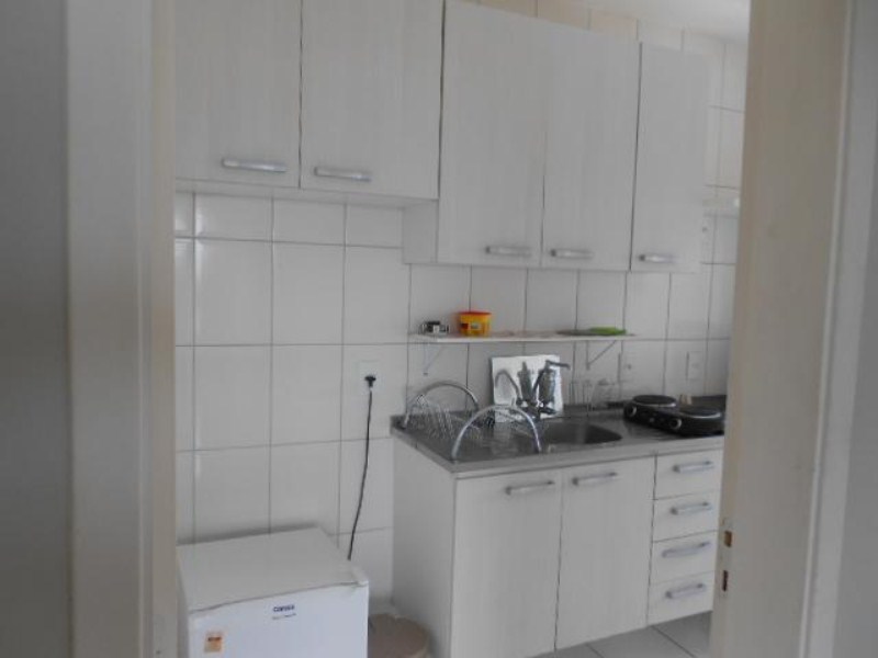Apartamento com 2 dormitórios à venda, 55 m² por R$ 220.000 