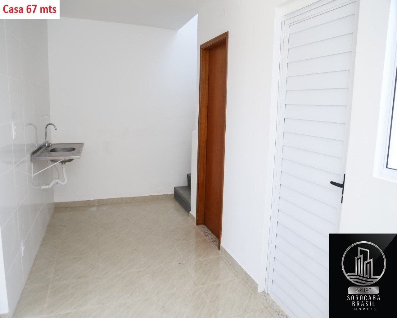 Sobrado com 2 dormitórios à venda, 67 m² por R$ 165.000 - ja