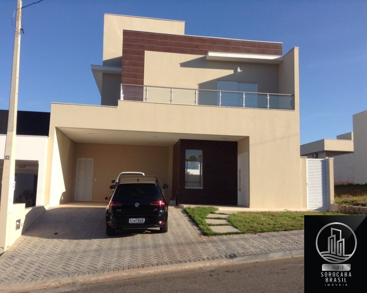 Sobrado com 3 dormitórios à venda, 280 m² por R$ 970.000 - c