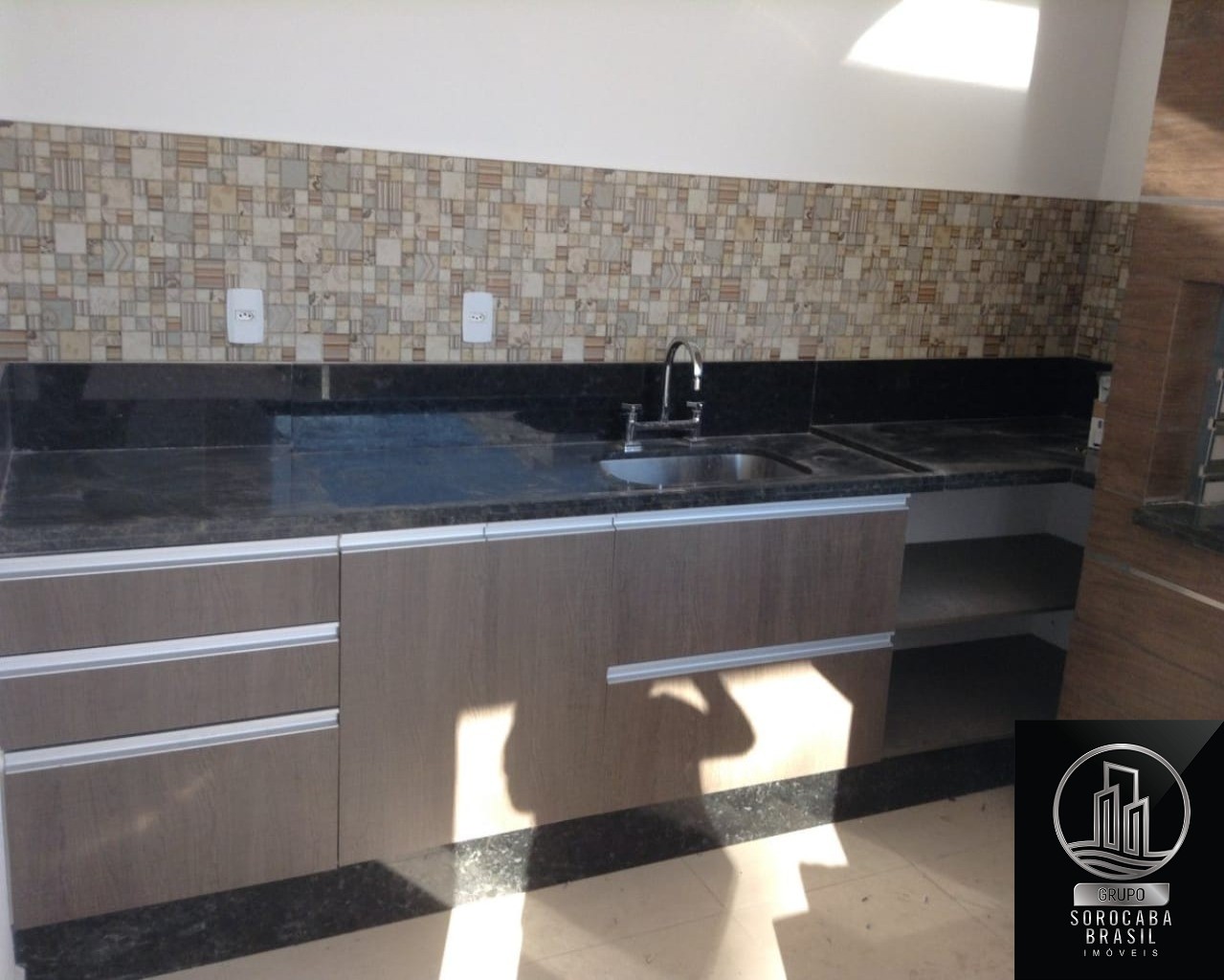 Sobrado com 3 dormitórios à venda, 280 m² por R$ 970.000 - c