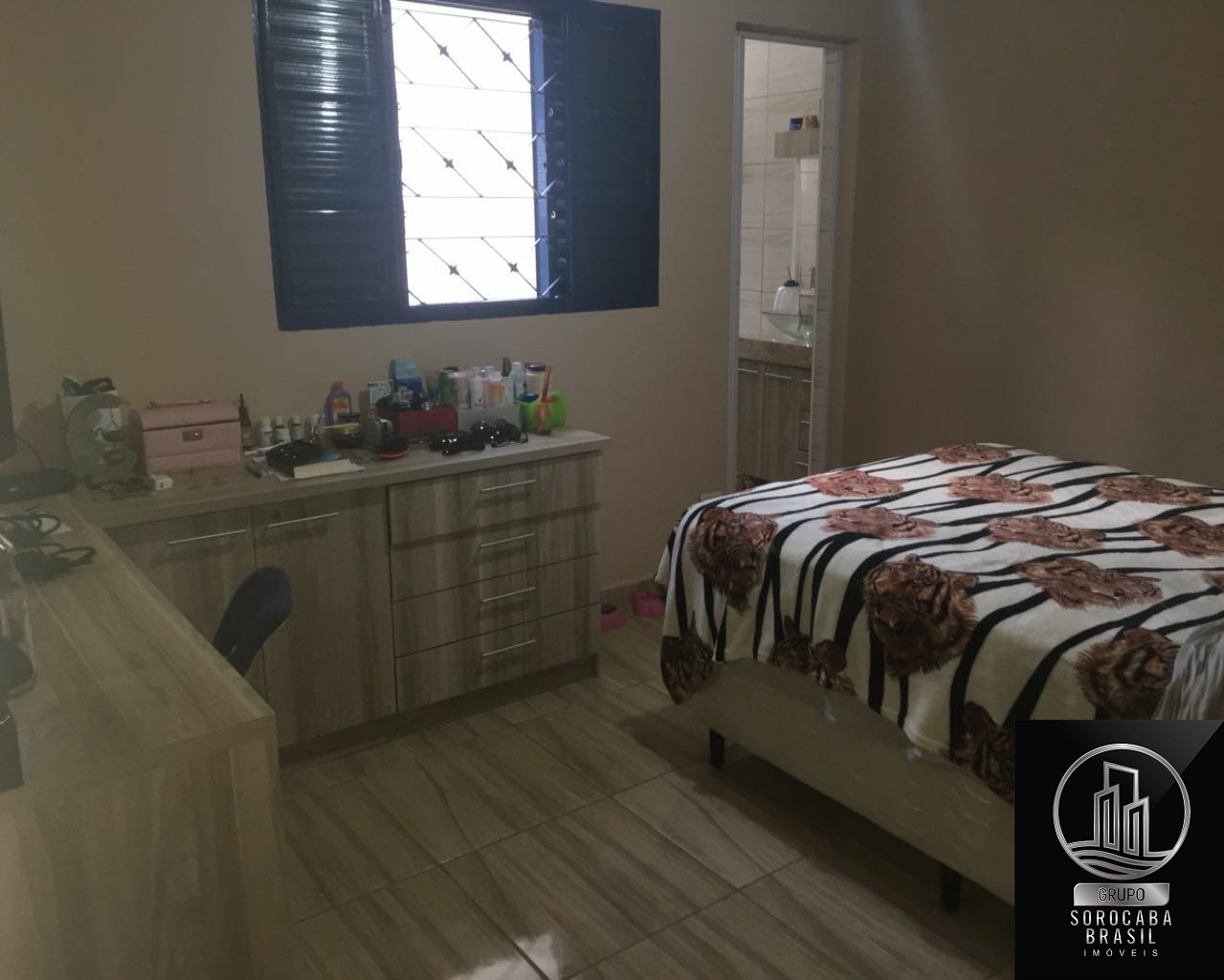 Chácara com 6 dormitórios à venda, 2460 m² por R$ 1.100.000 