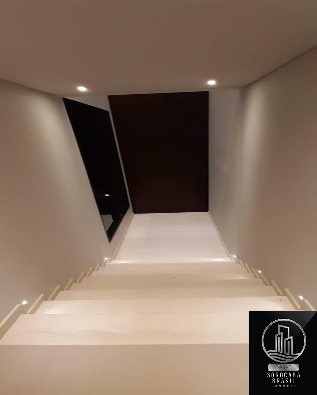 Sobrado com 4 dormitórios à venda, 427 m² por R$ 3.000.000 - - foto 4