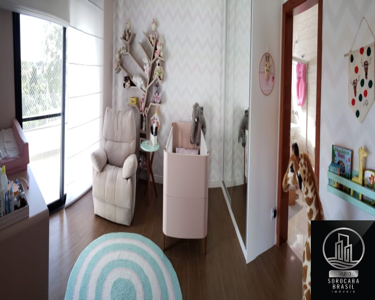 Sobrado com 3 dormitórios à venda, 300 m² condomínio chácara
