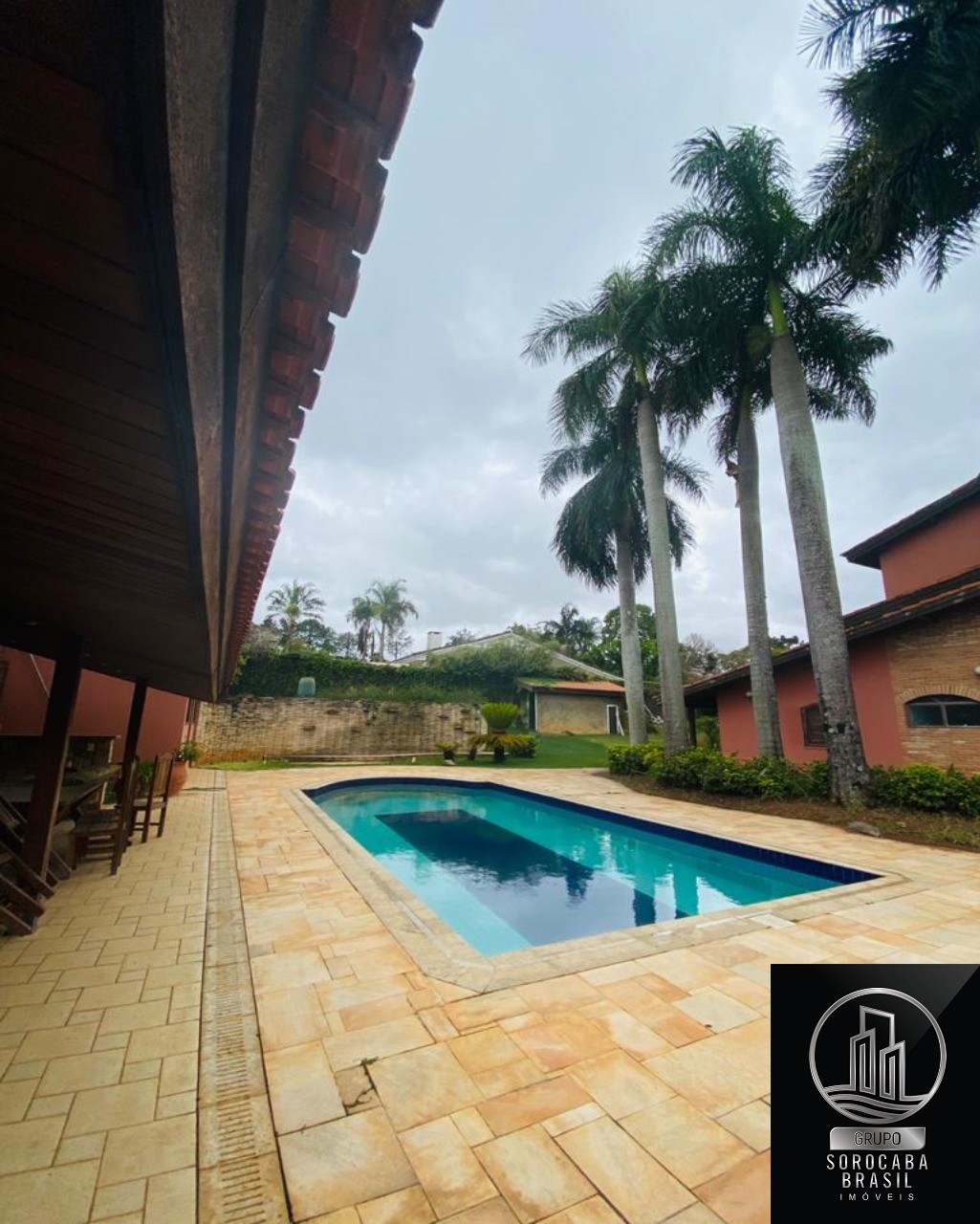 Sobrado com 3 dormitórios à venda, 750 m² por R$ 2.200.000,0