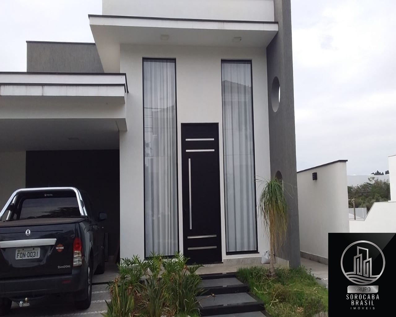 Sobrado com 4 dormitórios à venda, 360 m² - condomínio colin
