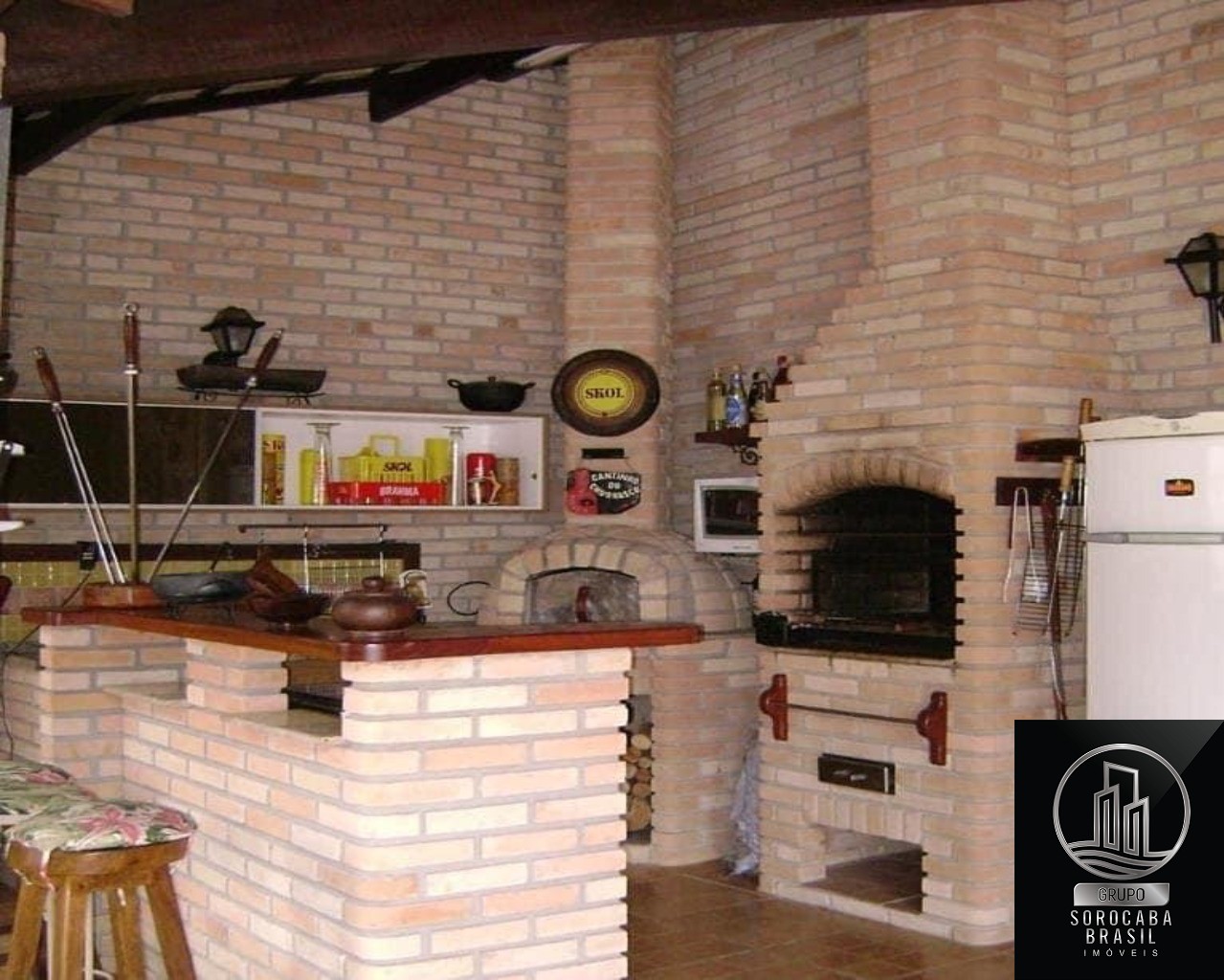 Casa com 3 dormitórios à venda, 176 m² por R$ 580.000 - cond