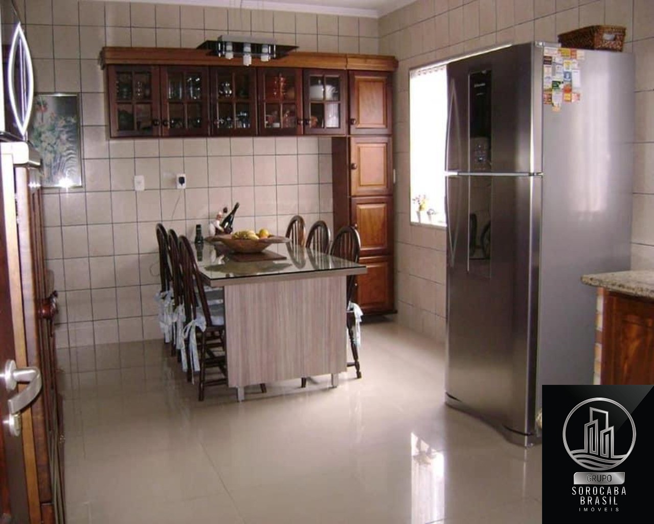 Casa com 3 dormitórios à venda, 176 m² por R$ 580.000 - cond