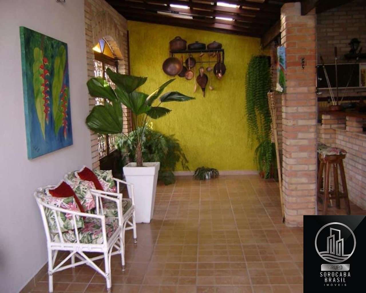 Casa com 3 dormitórios à venda, 176 m² por R$ 580.000 - cond