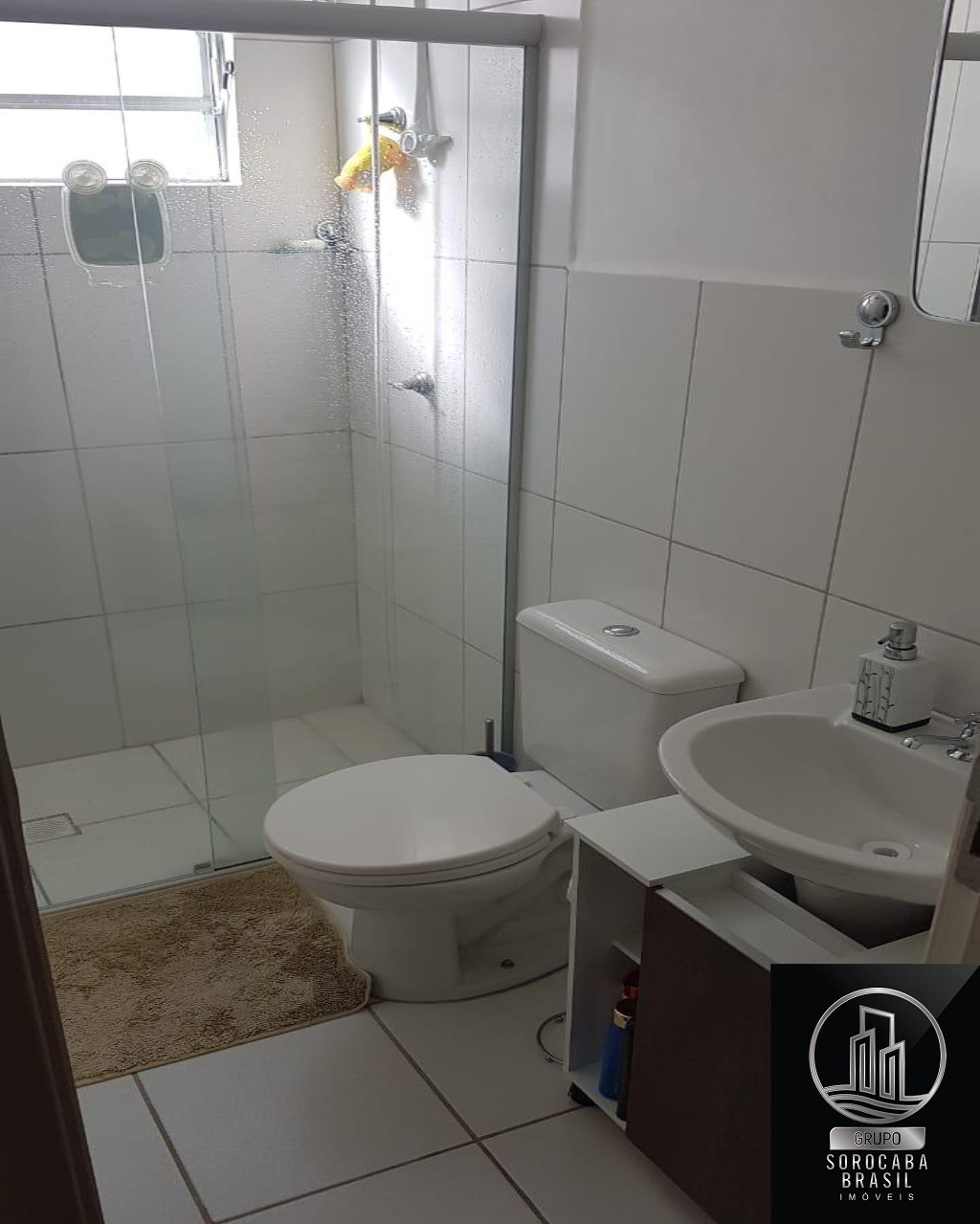 Apartamento com 2 dormitórios à venda, 50 m² por R$ 165.000 
