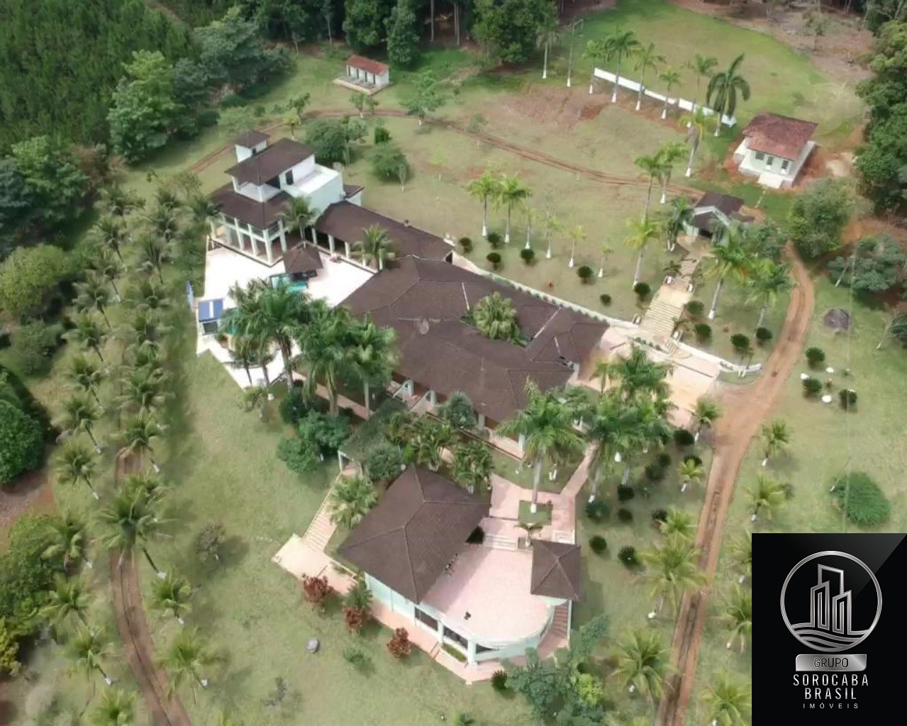 Fazenda cinematográfica próxima a registro.