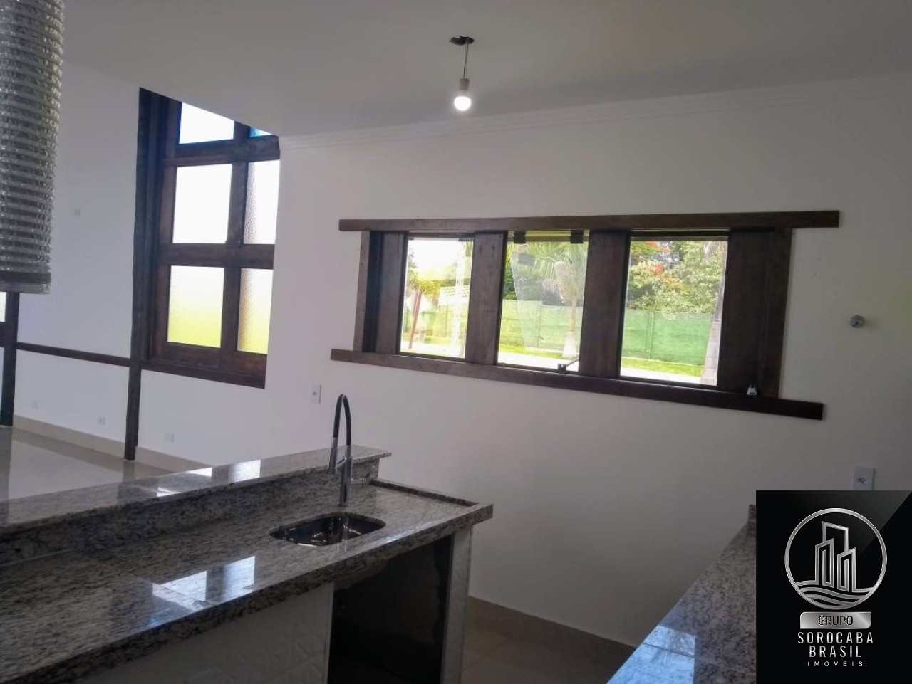 3 dormitórios (1 suíte) - village da serra