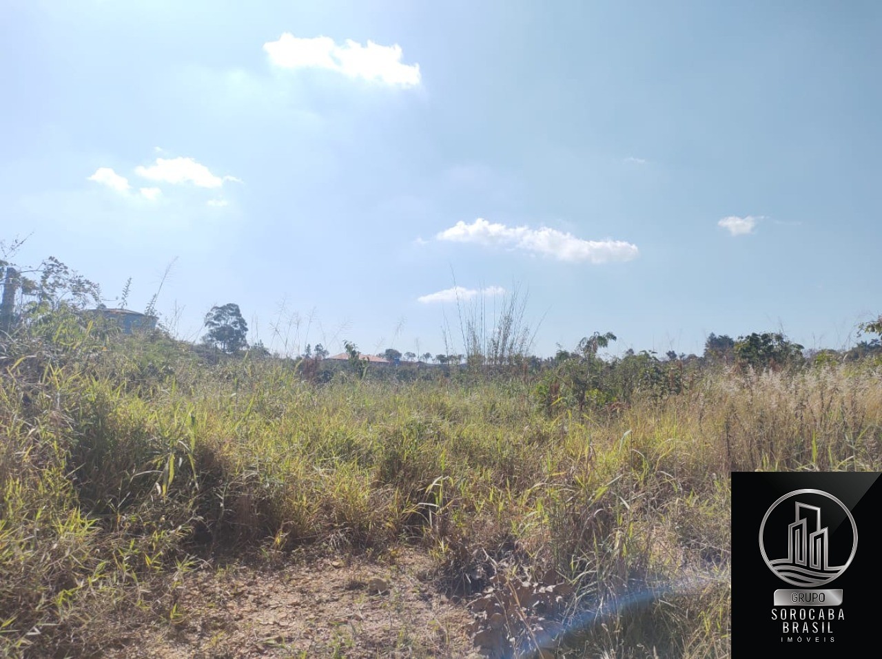 320m² de área total - confira!