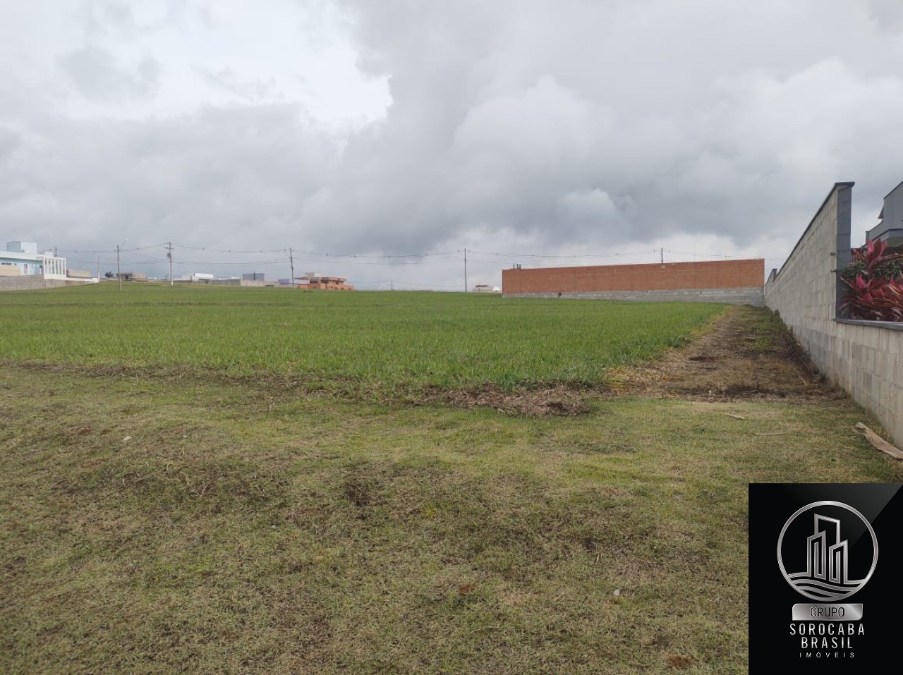 Terreno 1.000m² - plano - vista privilegiada - R$150 mil