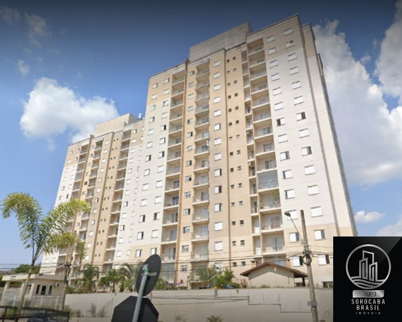 Apartamento com 3 dormitórios à venda, 70 m² por R$ 360.000 