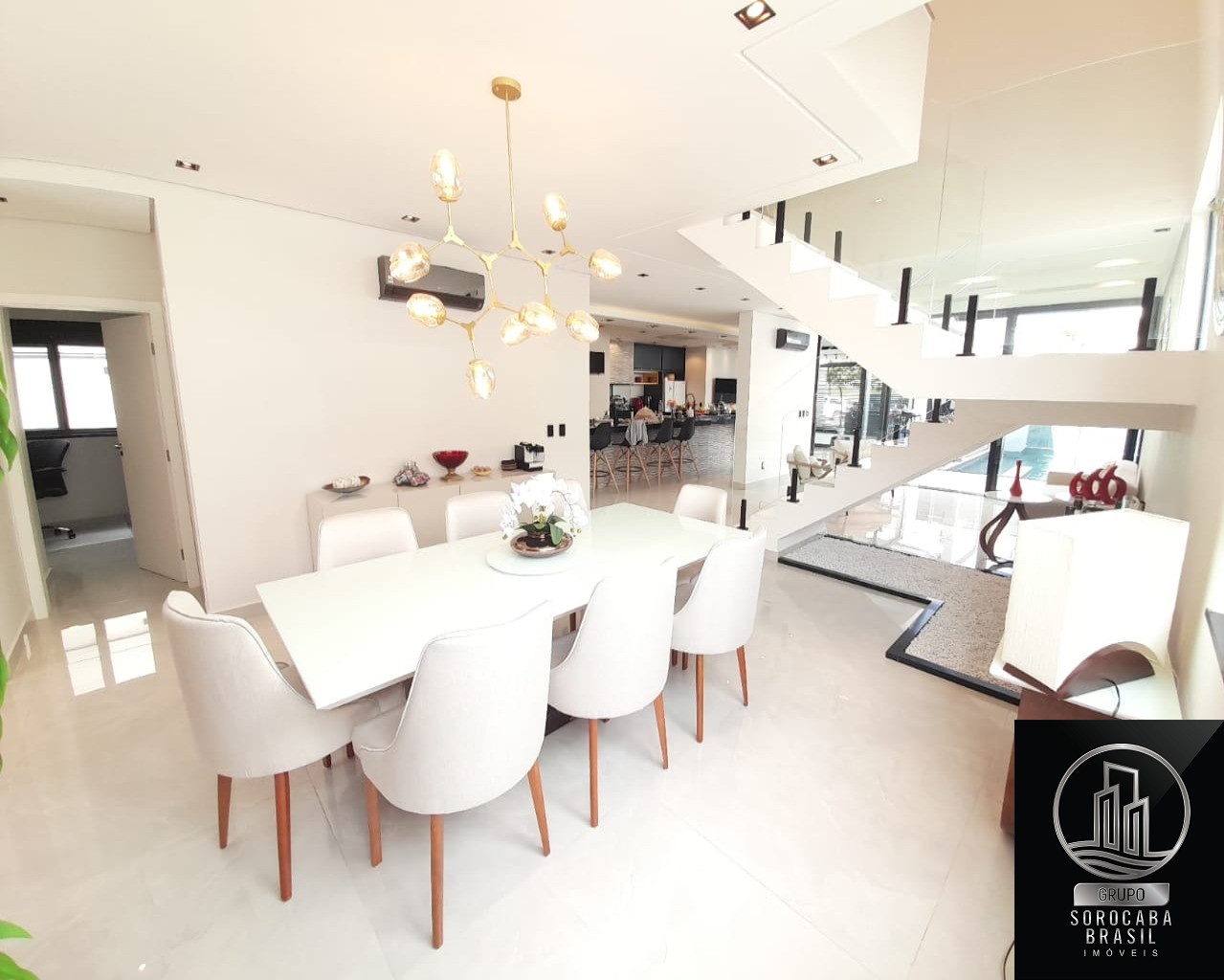 Casa com 4 dormitórios à venda, 375 m² por R$ 3.000.000 - gi