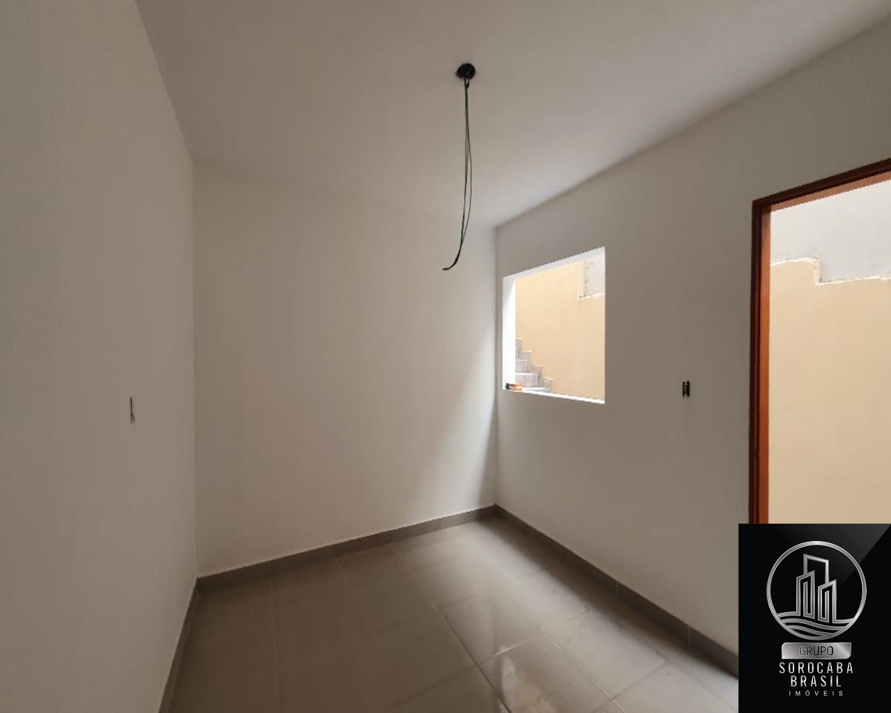Casa com 2 dormitórios à venda, 130 m² por R$ 215.000 - jard