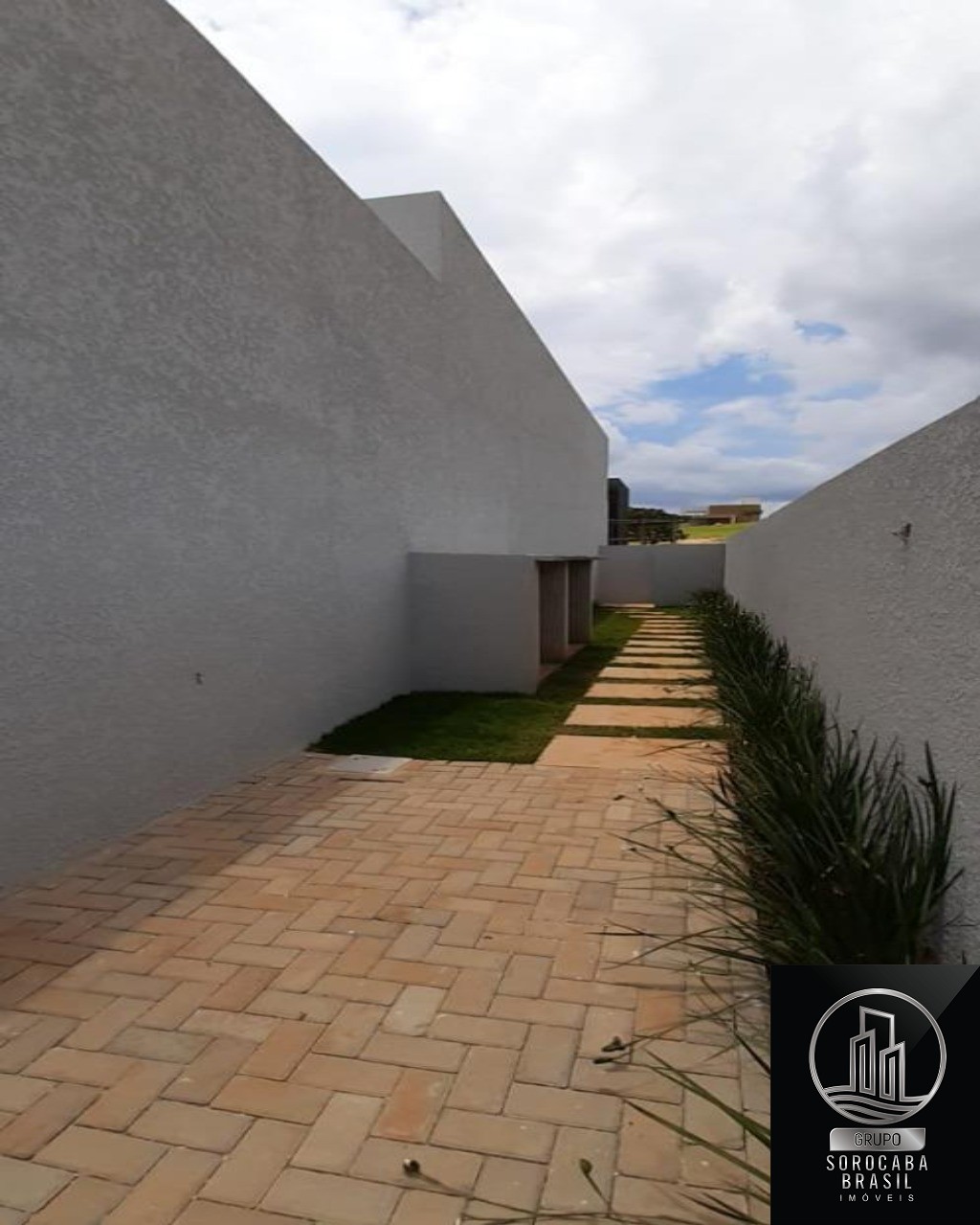 Casa com 4 dormitórios à venda, 486 m² por R$ 3.600.000 - co