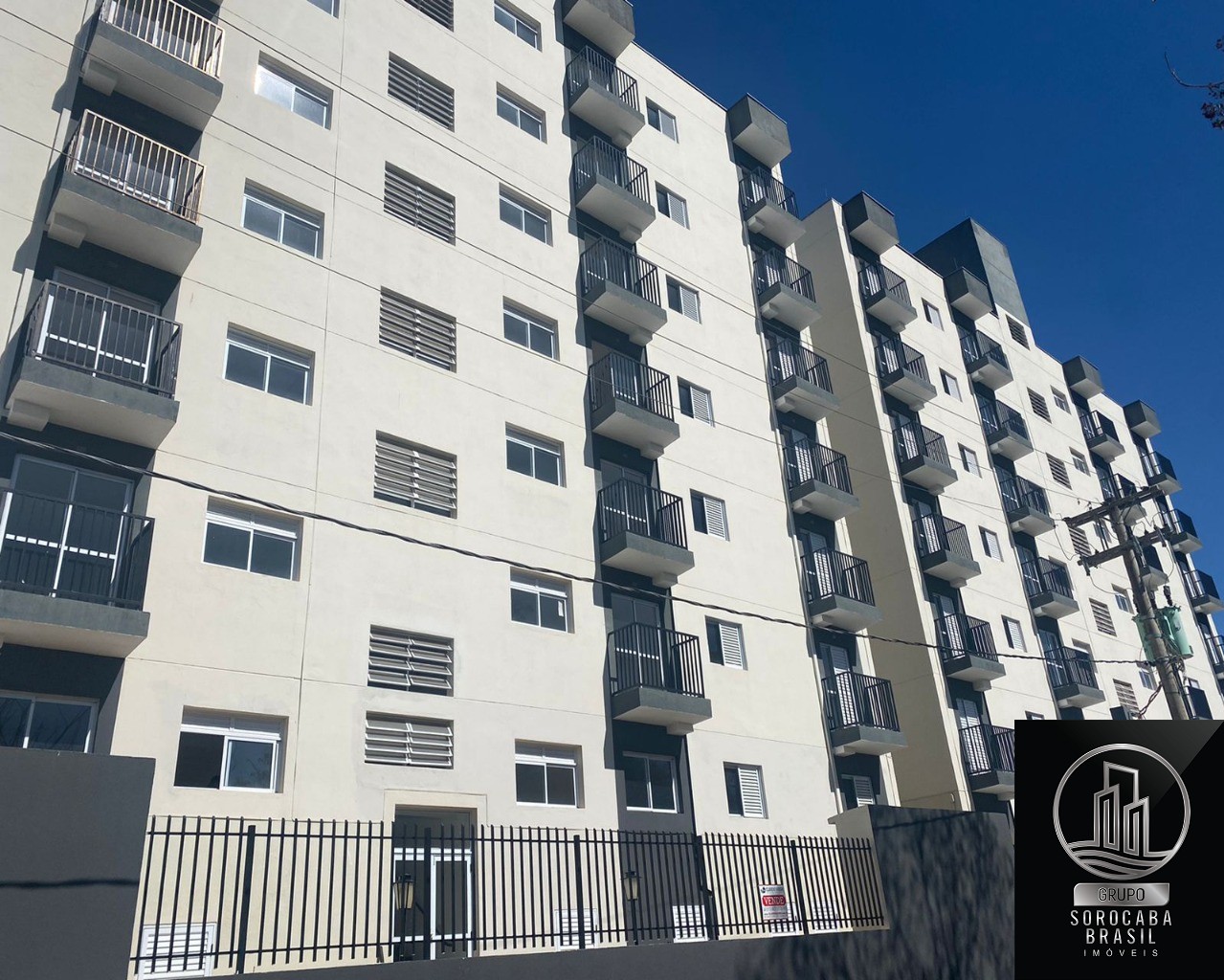 Apartamento com 2 dormitórios à venda, 54 m² por R$ 230.000 