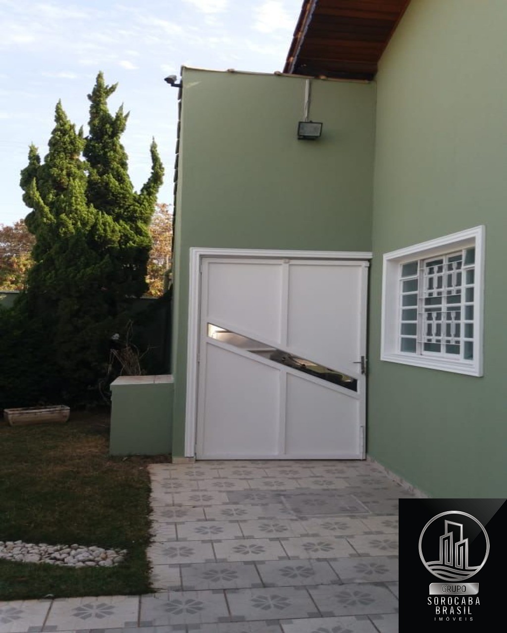Casa com 3 dormitórios à venda, 96 m² por R$ 550.000 - jardi