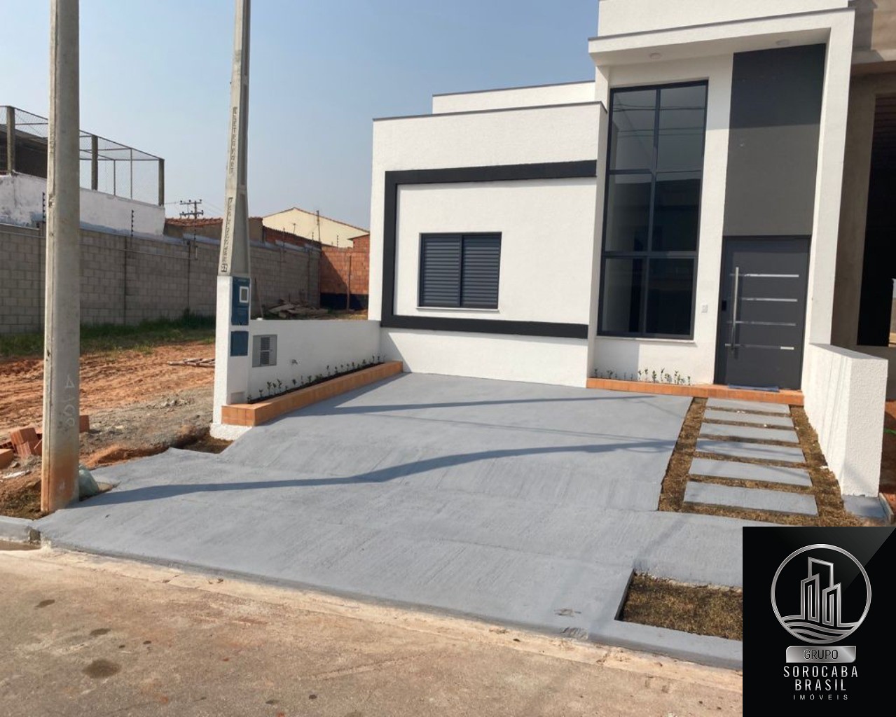 Casa com 3 dormitórios à venda, 97 m² por R$ 485.000 - horto