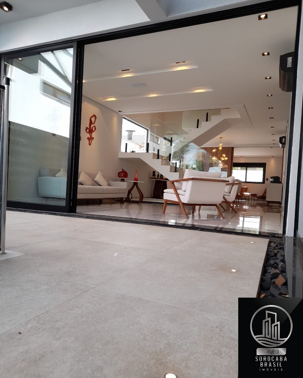 Casa com 4 dormitórios à venda, 375 m² por R$ 3.000.000 - gi