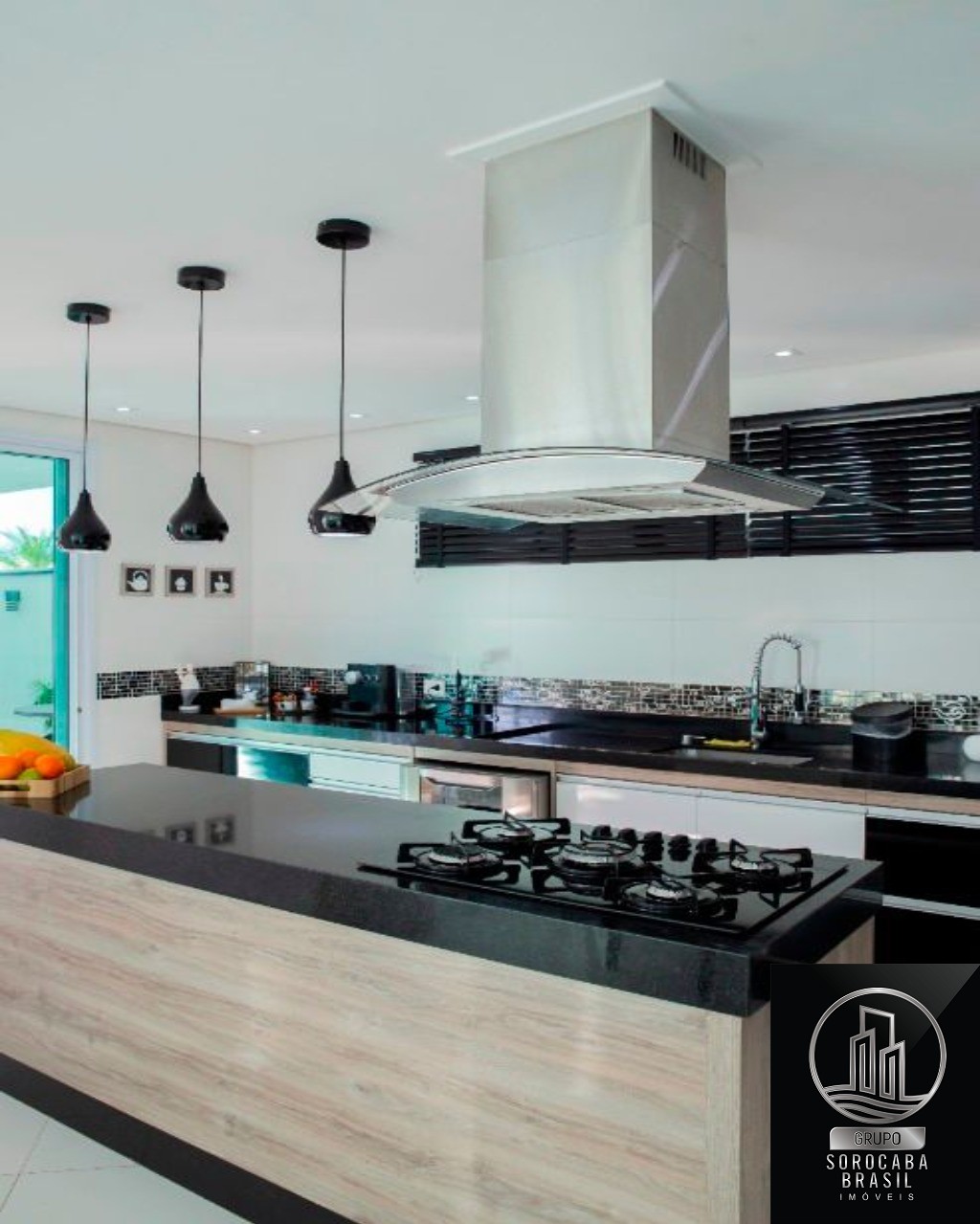Sobrado com 5 dormitórios à venda, 450 m² por R$ 3.860.000 -
