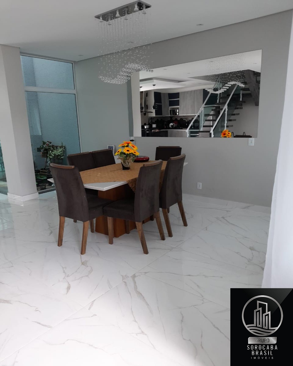 Sobrado com 3 dormitórios à venda, 187 m² por R$ 700.000 - c