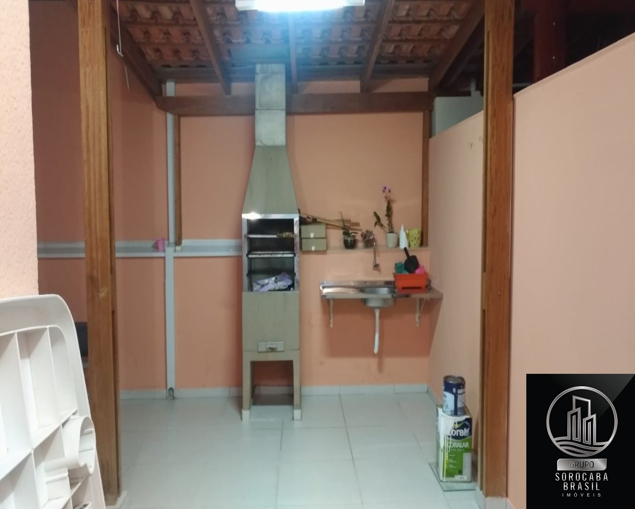 Sobrado com 2 dormitórios à venda, 62 m² por R$ 215.000 - ja