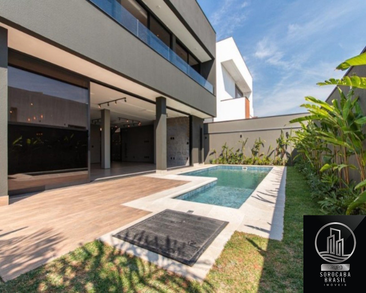 Sobrado com 4 dormitórios à venda, 410 m² por R$ 3.000.000 -