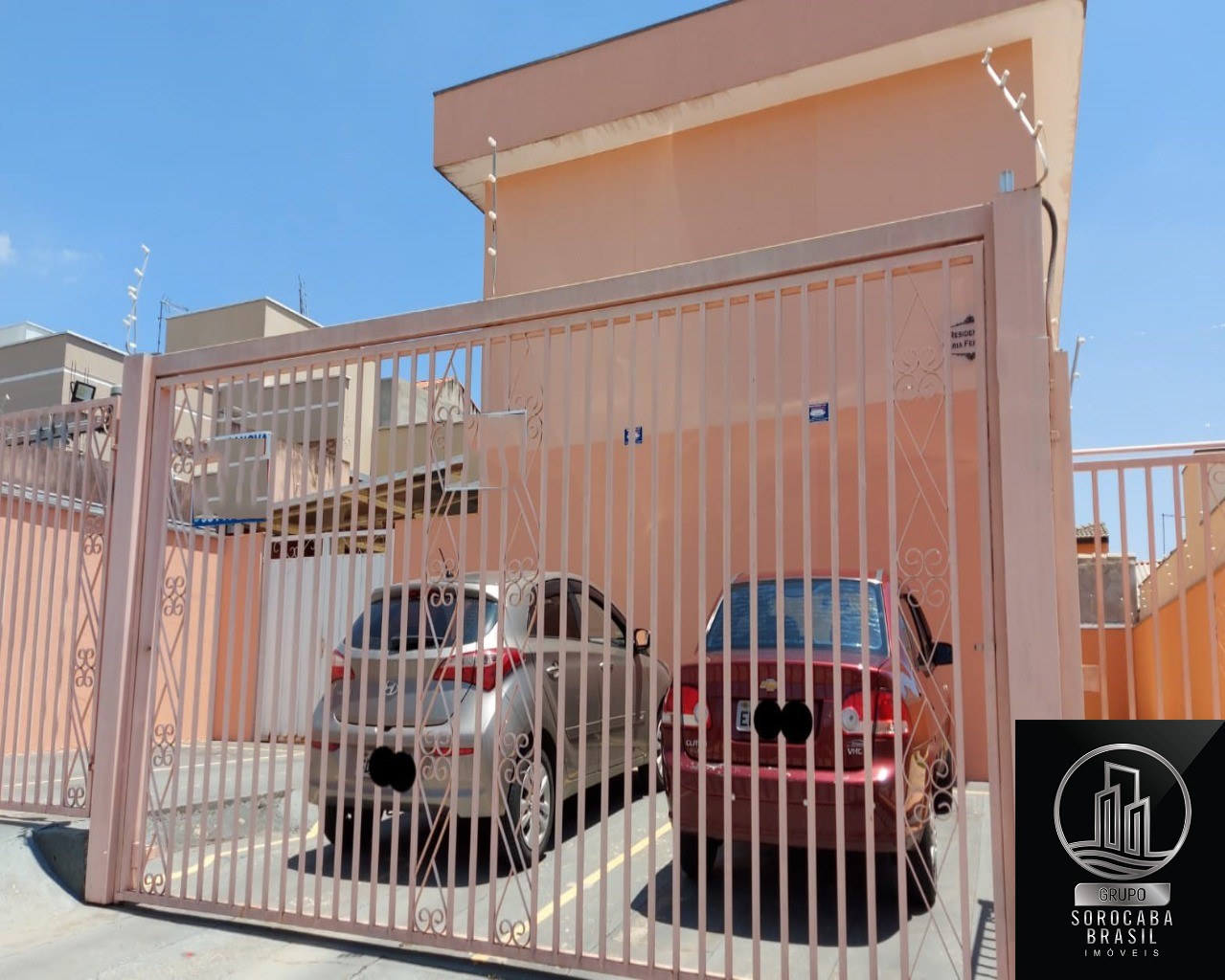 Sobrado com 2 dormitórios à venda, 62 m² por R$ 215.000 - ja