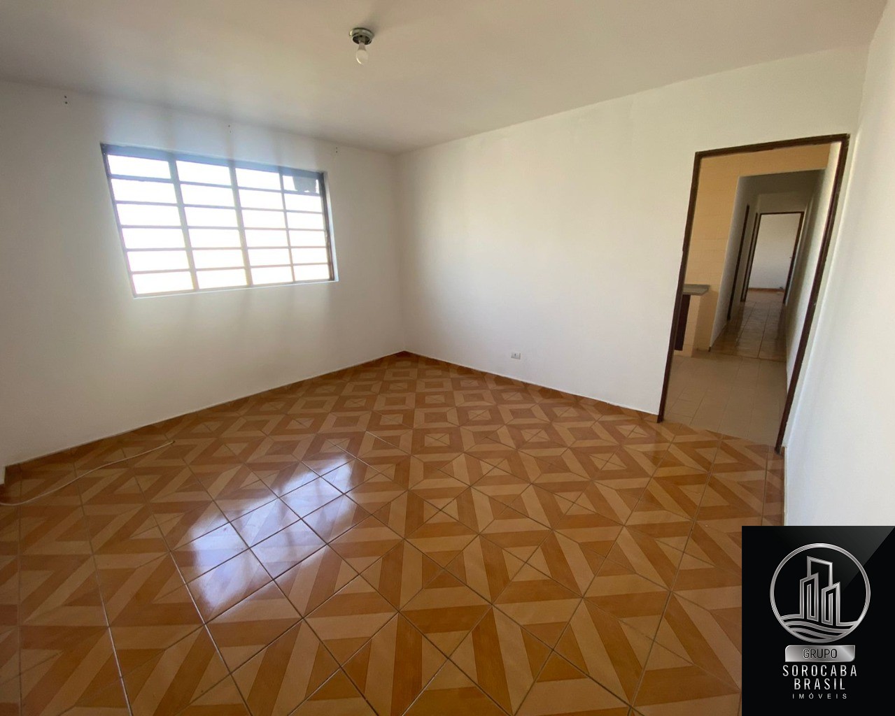 Apartamento com 2 dormitórios à venda, 80 m² por R$ 165.000 