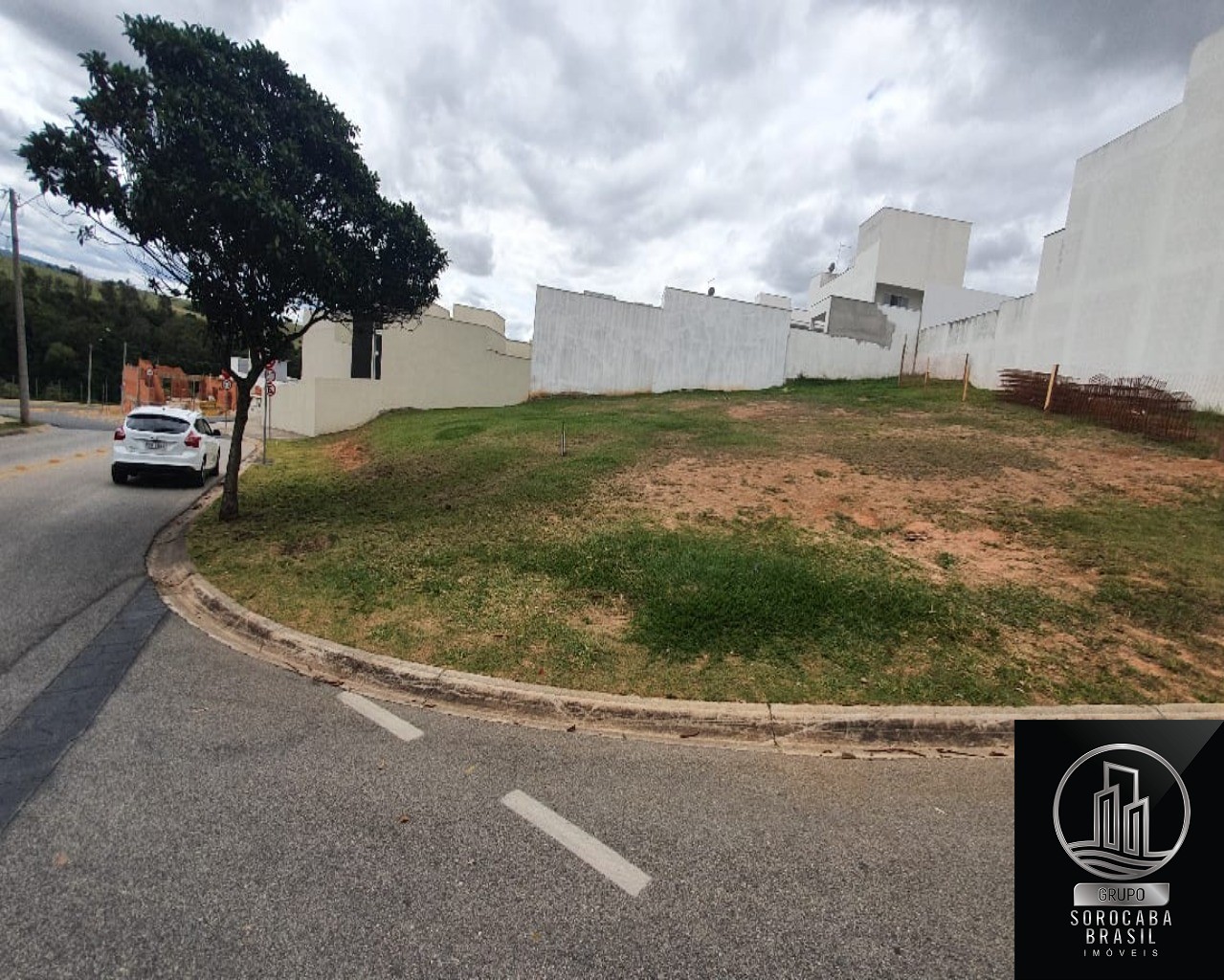 Terreno à venda, 323 m² por R$ 310.000 - condomínio villagio
