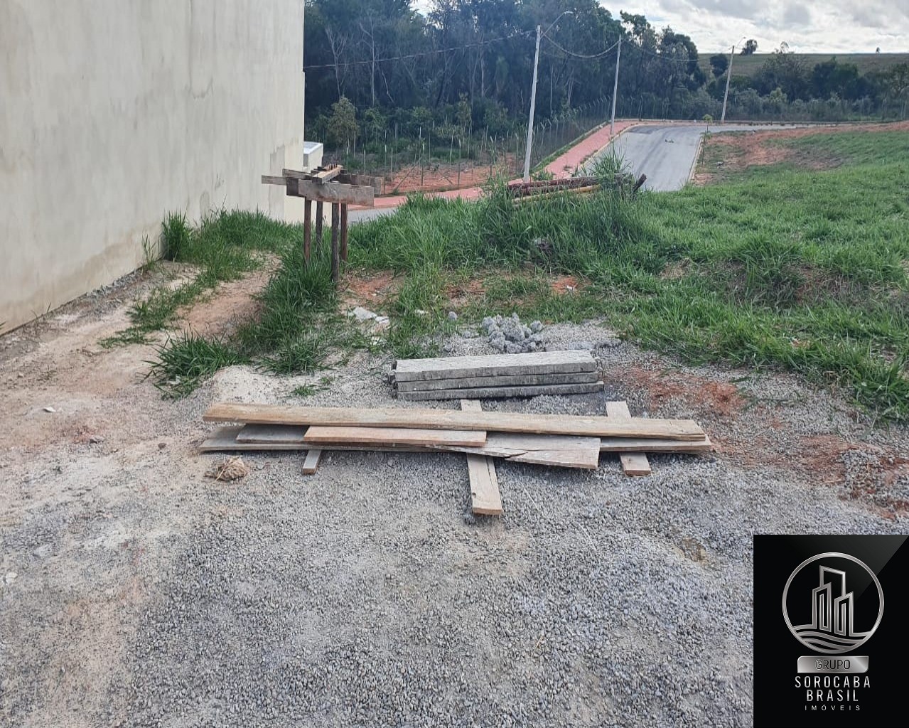 Terreno à venda, 257 m² por R$ 195.000 - condomínio helena m