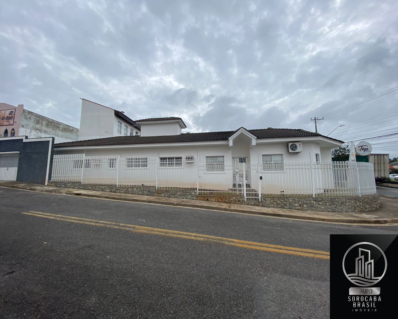 Imóvel comercial, 211 m² - venda por R$ 1.800.000 ou aluguel