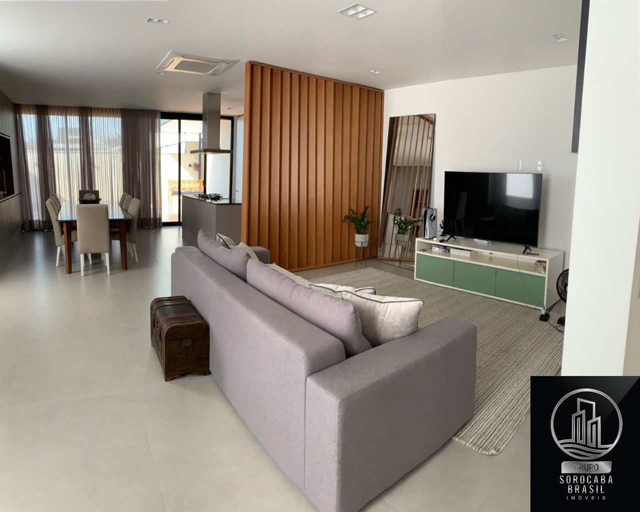 Sobrado com 4 dormitórios à venda, 318 m² por R$ 2.800.000 -
