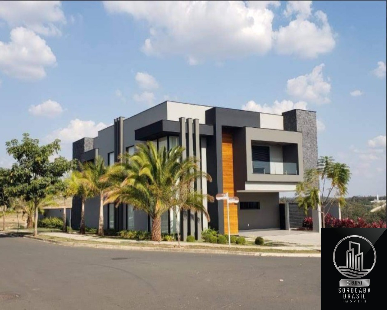 Sobrado com 4 dormitórios à venda, 700 m² por R$ 5.400.000 -