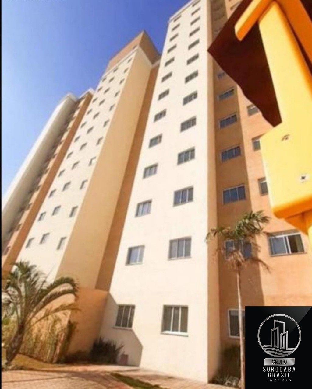 Apartamento com 2 dormitórios à venda, 54 m² por R$ 165.000 