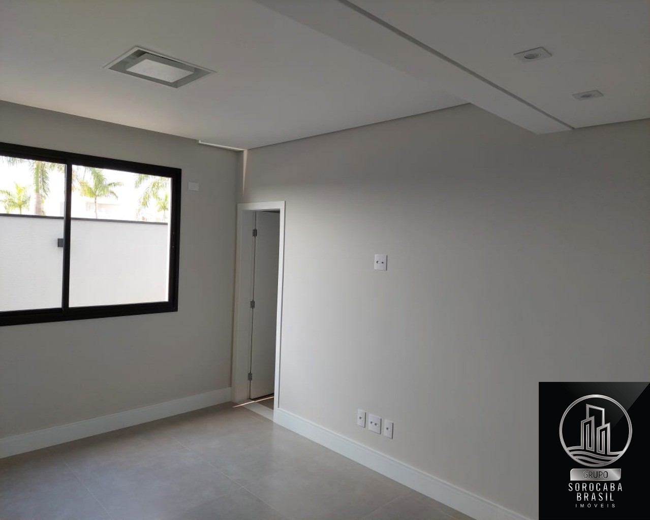 Sobrado com 4 dormitórios à venda, 370 m² por R$ 2.450.000 -