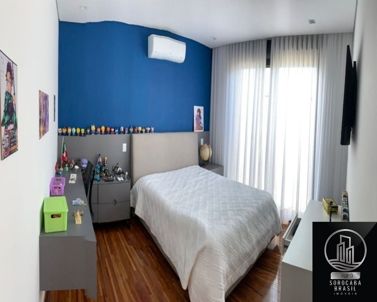 Sobrado com 4 dormitórios à venda, 318 m² por R$ 2.800.000 -