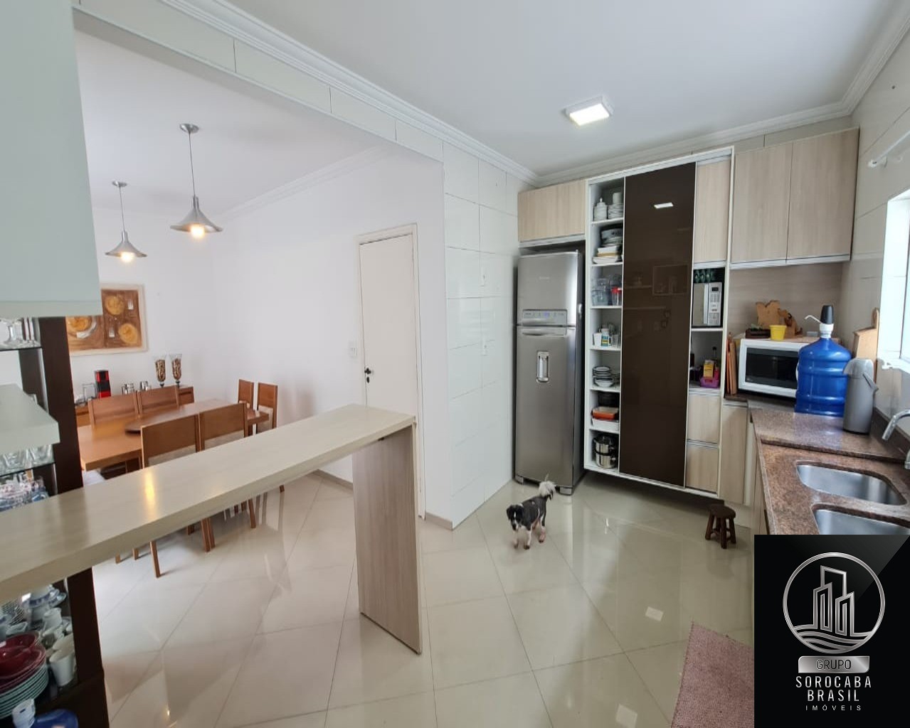 Casa com 3 dormitórios à venda, 500 m² por R$ 700.000 - cent
