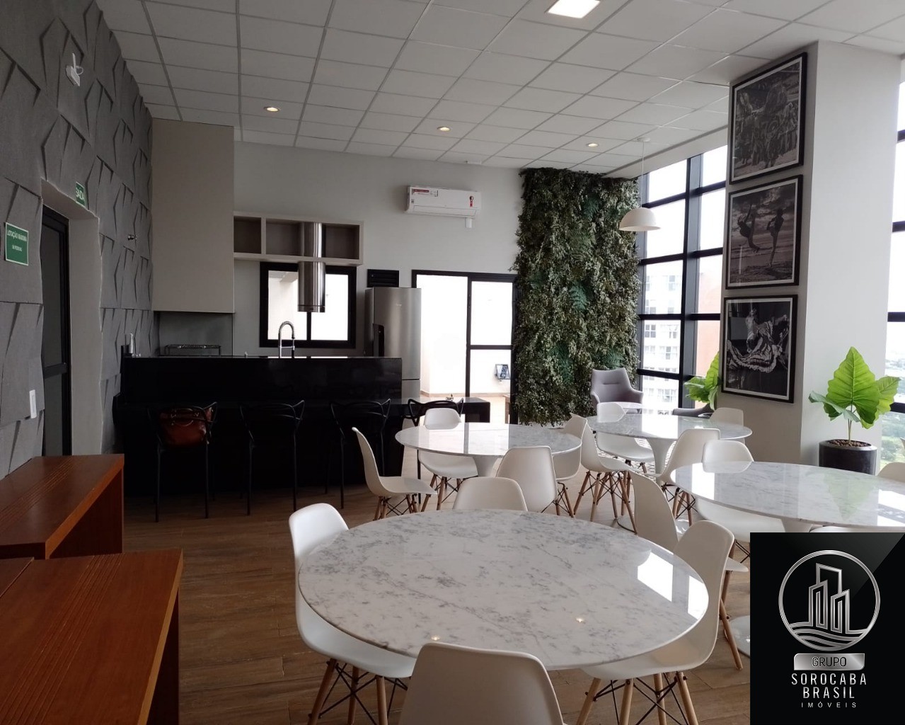 Apartamento com 2 dormitórios para alugar, 62 m² por R$ 3.00