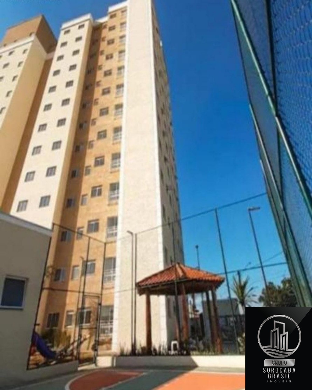 Apartamento com 2 dormitórios à venda, 54 m² por R$ 165.000 