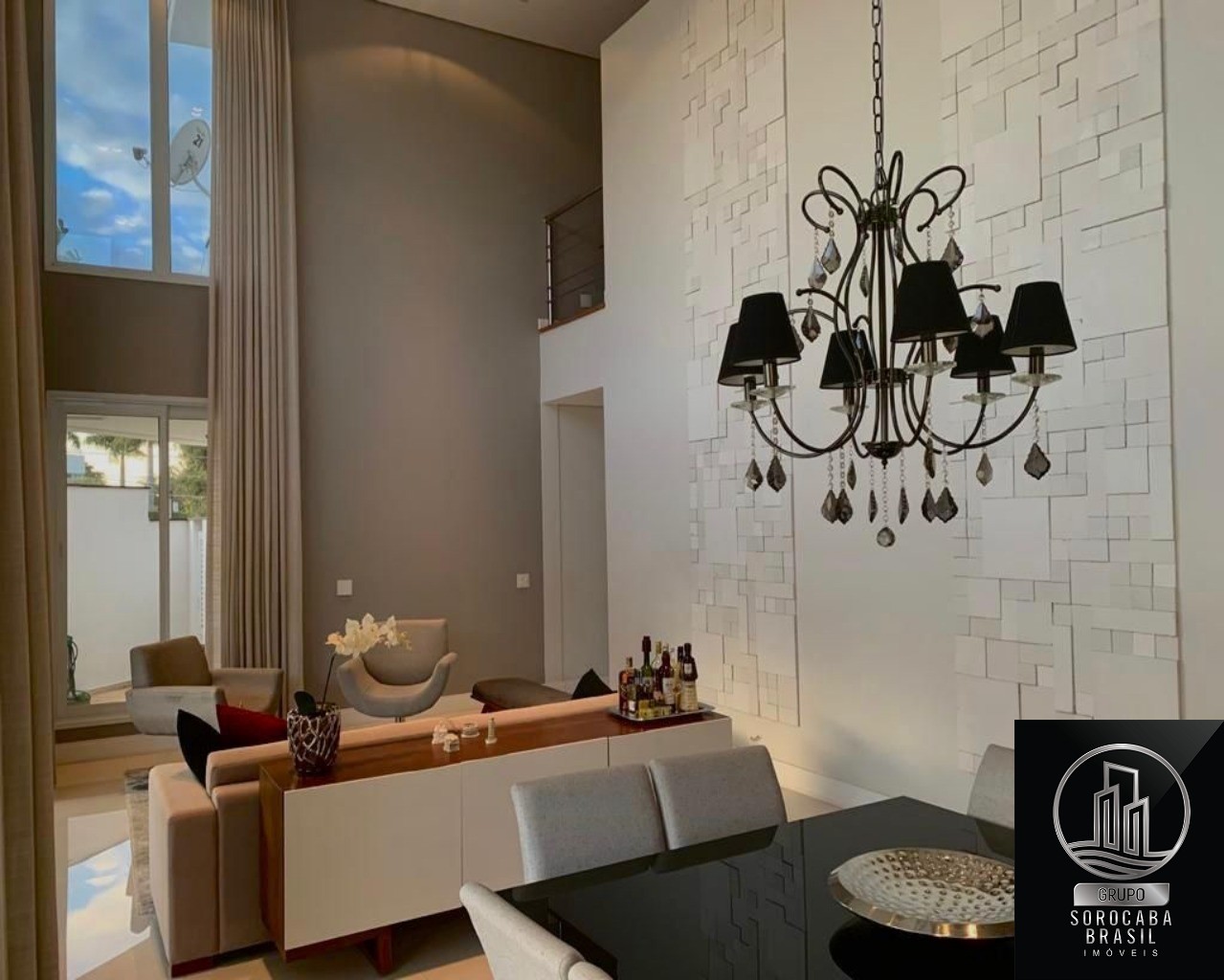 Sobrado com 4 dormitórios à venda, 490 m² por R$ 2.980.000 -