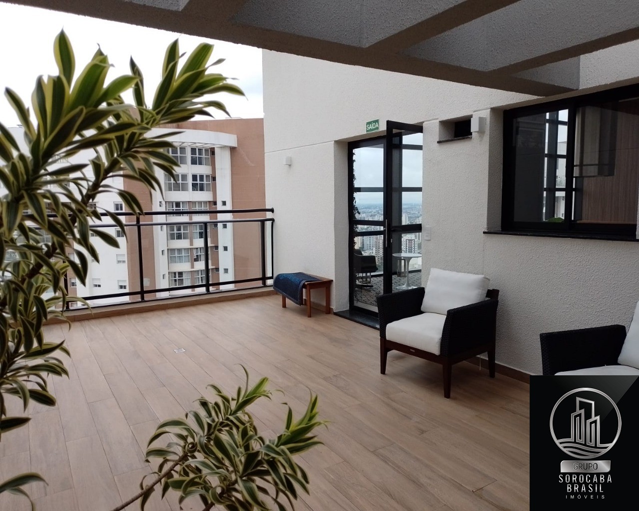 Apartamento com 2 dormitórios para alugar, 62 m² por R$ 3.00