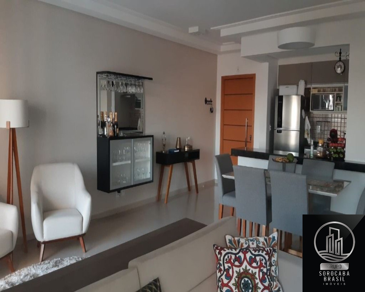 Apartamento com 2 dormitórios à venda, 85 m² por R$ 920.000 