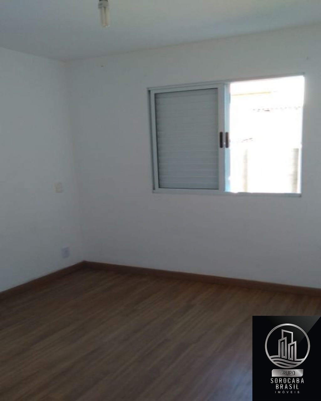 Apartamento com 2 dormitórios à venda, 52 m² por R$ 199.000 