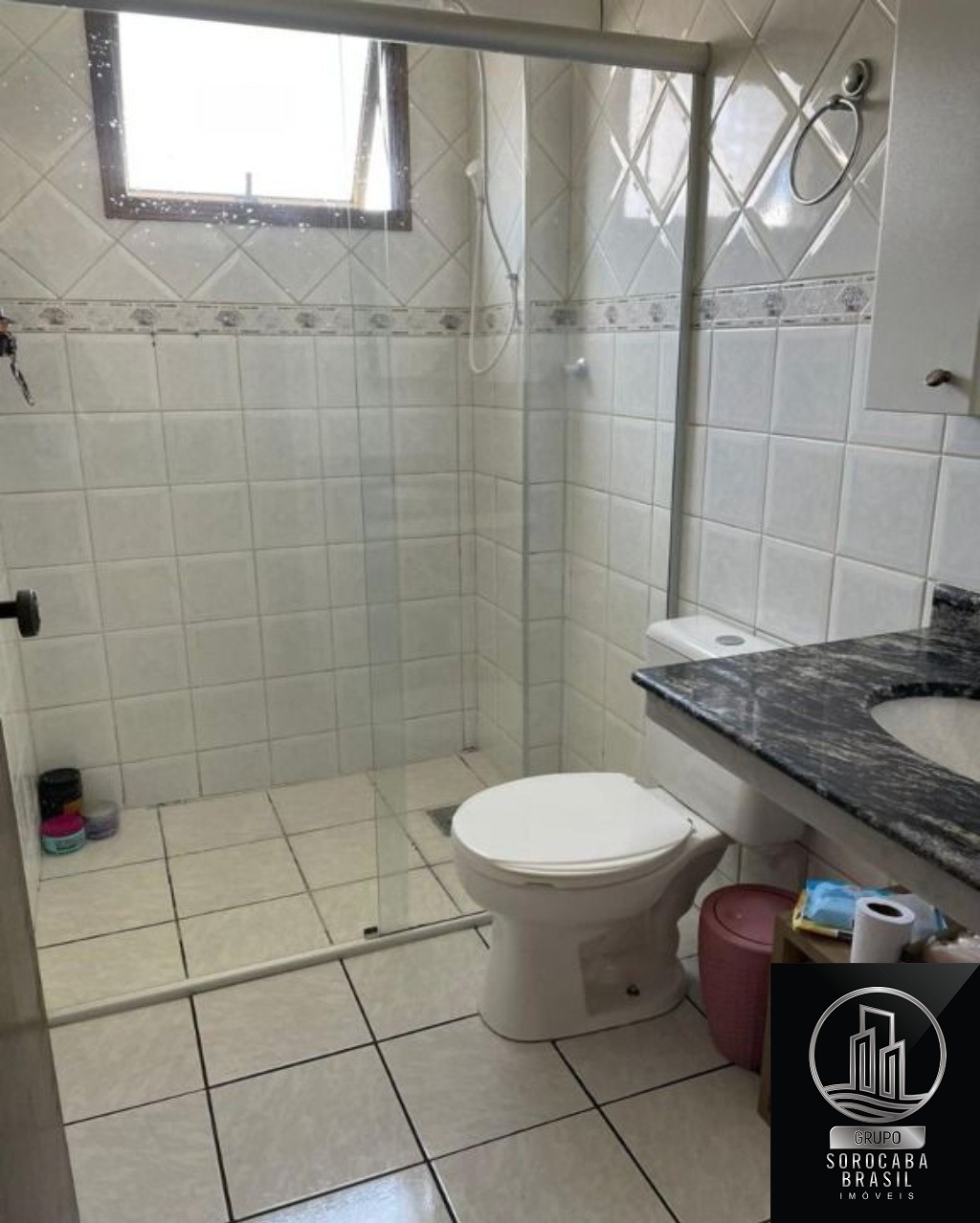 Apartamento com 2 dormitórios à venda, 78 m² por R$ 250.000 