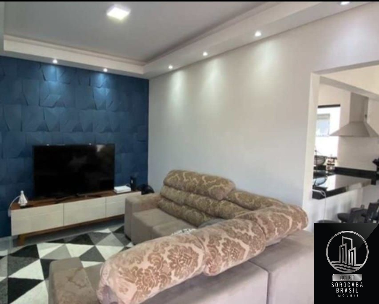 Sobrado com 2 dormitórios à venda, 310 m² por R$ 745.000 - j